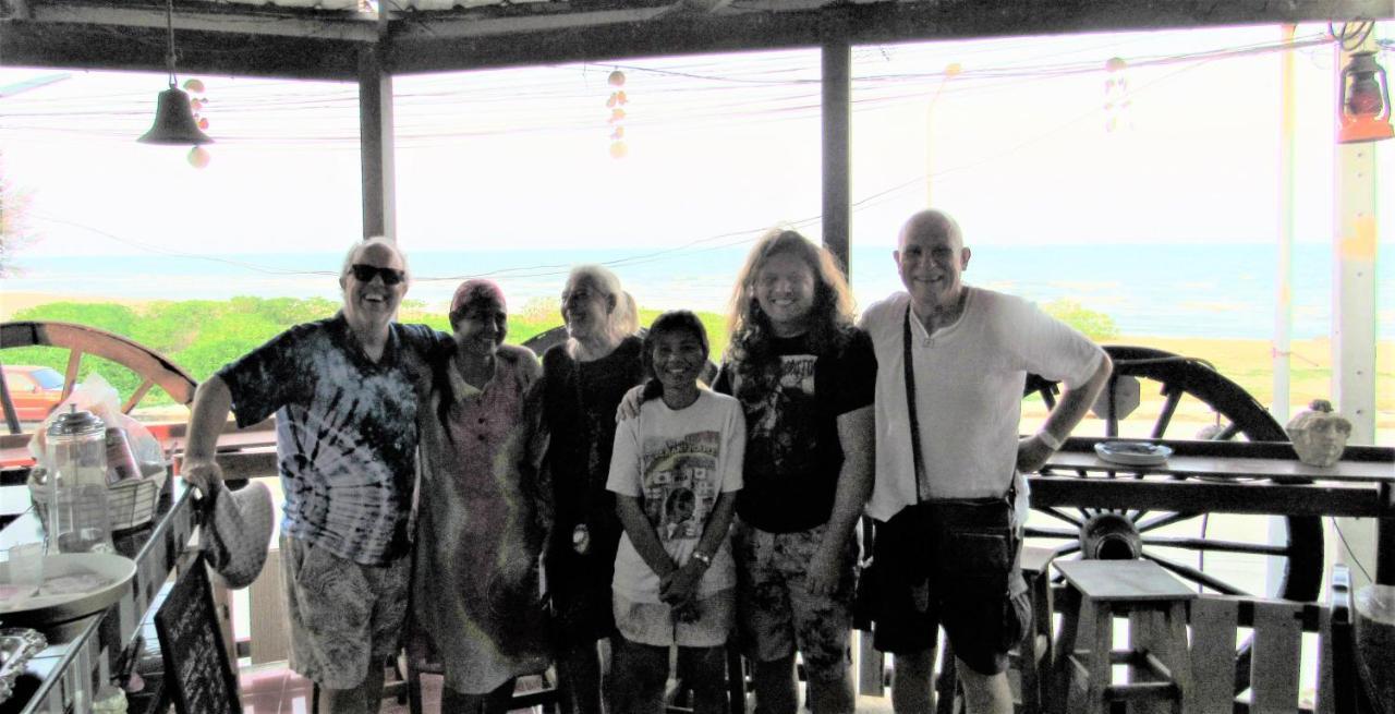 The Sunrise Beach Cafe And Guesthouse Ban Tha Khoi Esterno foto